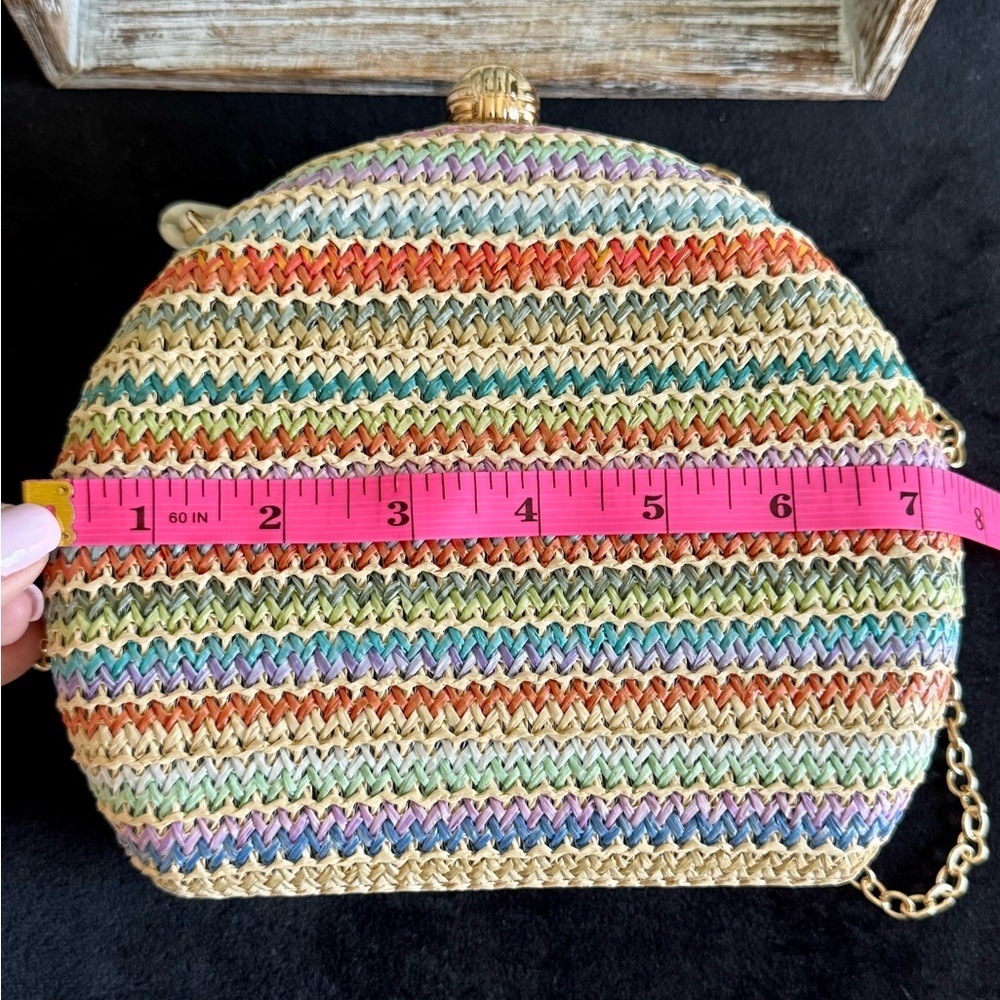 NWOT Spring bag with interchangeable long or short chains perfect for Easter - Picture 5 of 9